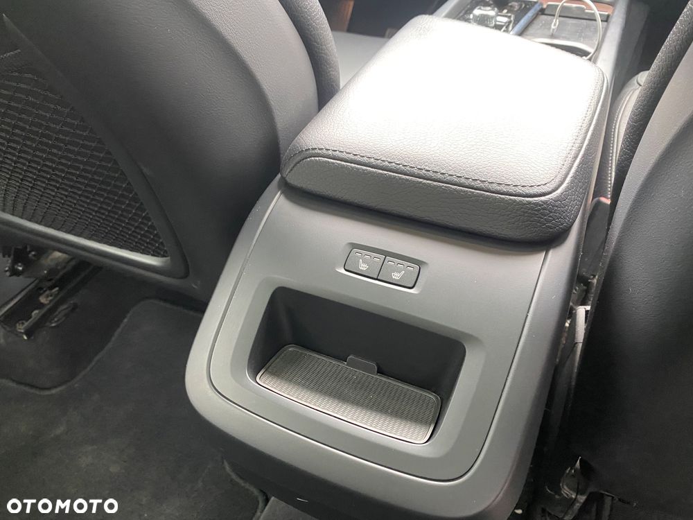 Volvo XC 60 B5 B AWD Geartronic Momentum Pro - 13