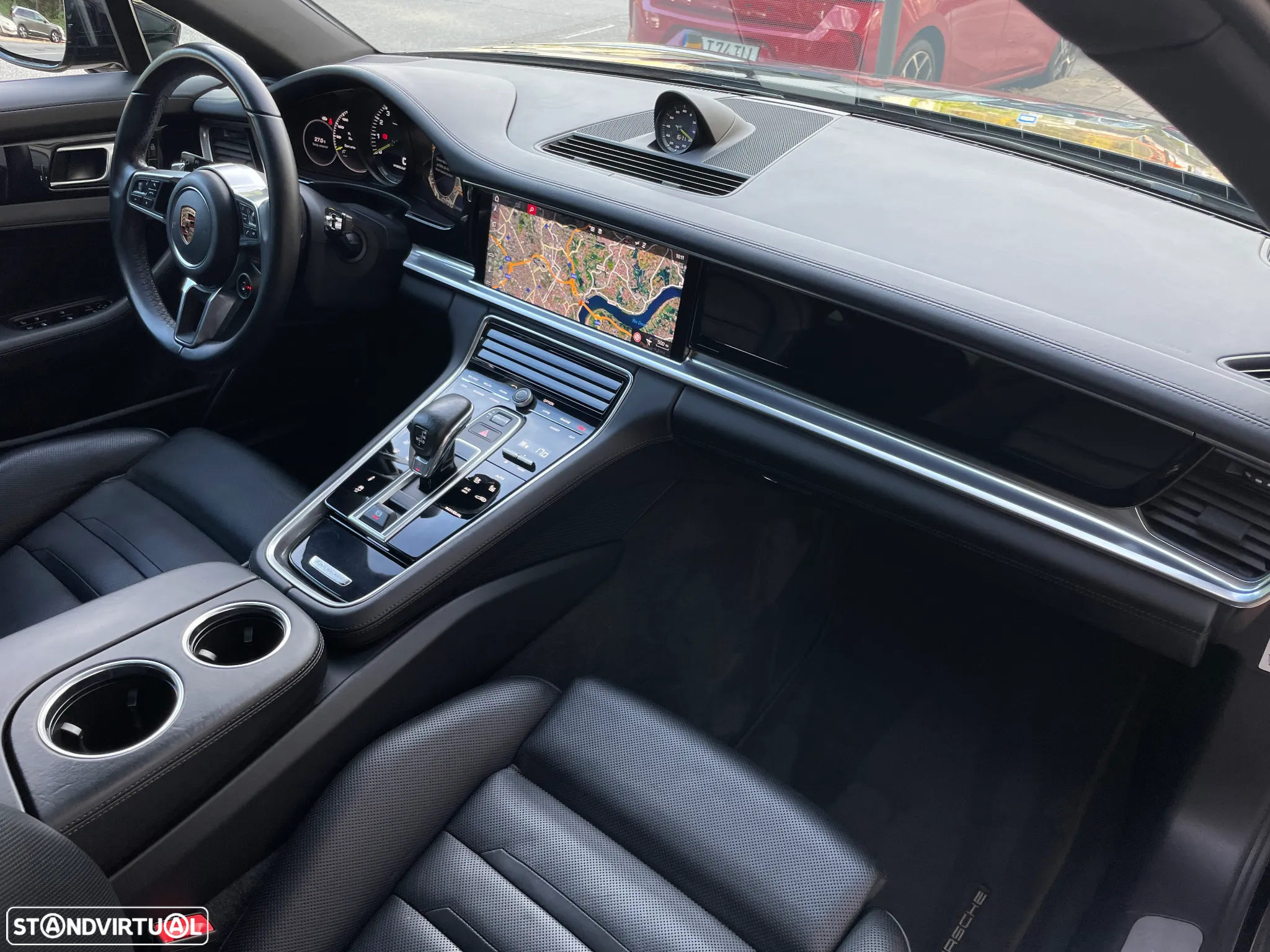 Porsche Panamera 4 E-Hybrid - 43