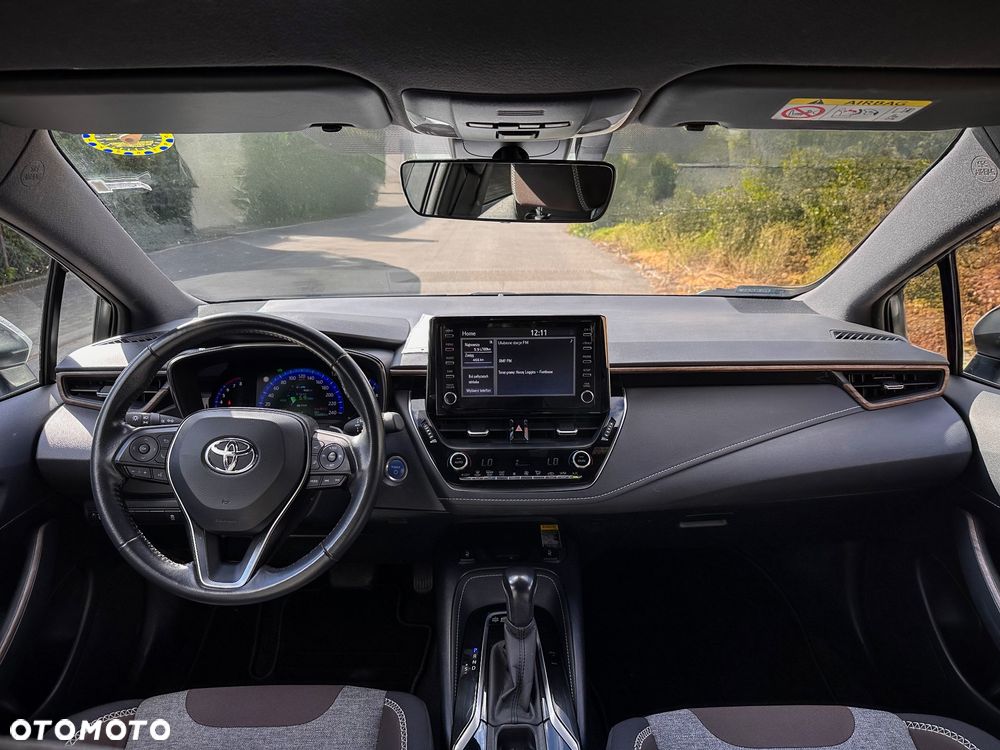 Toyota Corolla 2.0 Hybrid Trek - 9