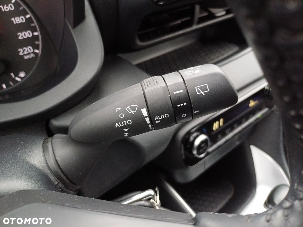 Toyota Yaris Hybrid 1.5 Comfort - 21