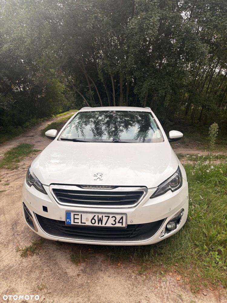 Peugeot 308 - 1