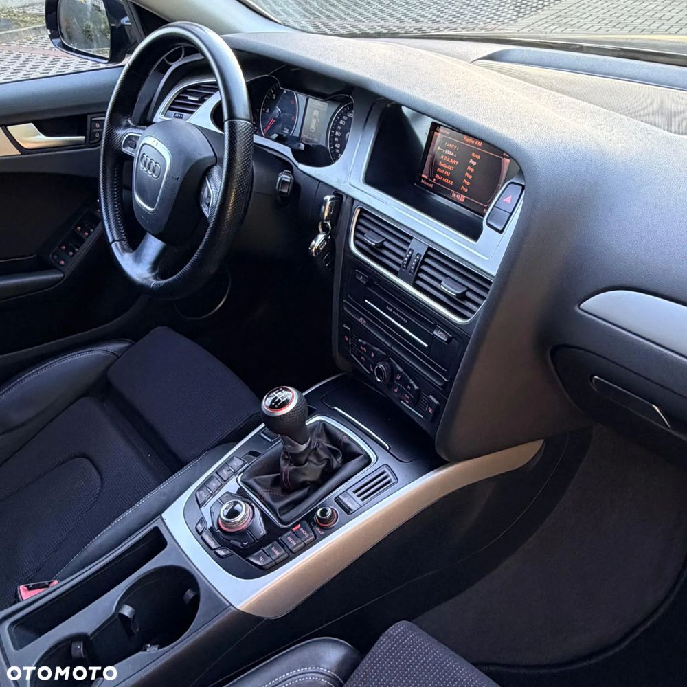 Audi A4 Avant 2.0 TDI DPF S line Sportpaket - 15