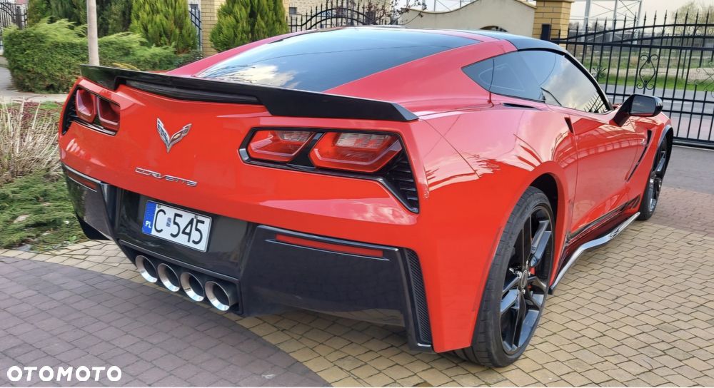 Chevrolet Corvette - 11