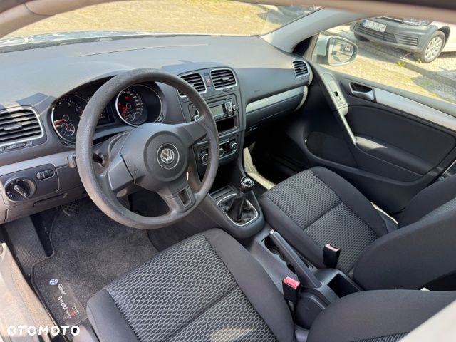 Volkswagen Golf - 19