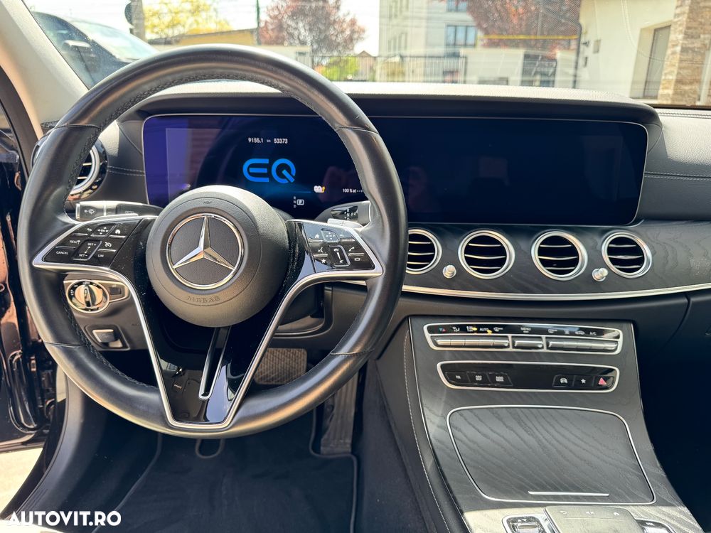Mercedes-Benz E - 13