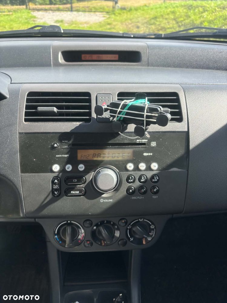Suzuki Swift 1.3 Comfort - 4