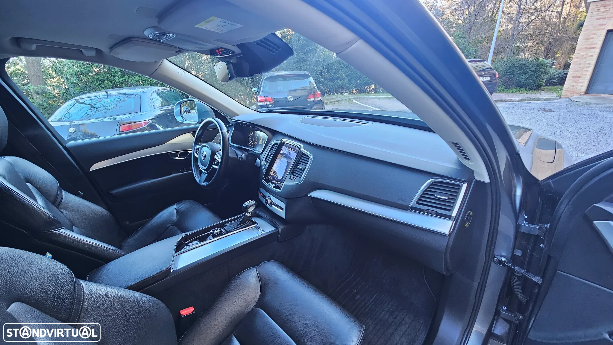 Volvo XC 90 2.0 D4 Momentum - 31