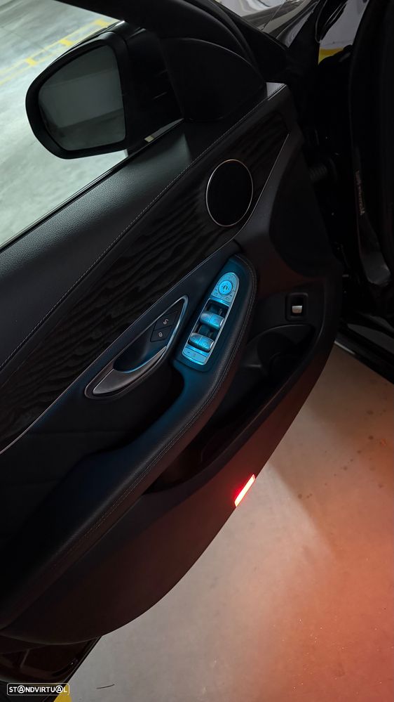 Mercedes-Benz C 300 h AMG Line - 19