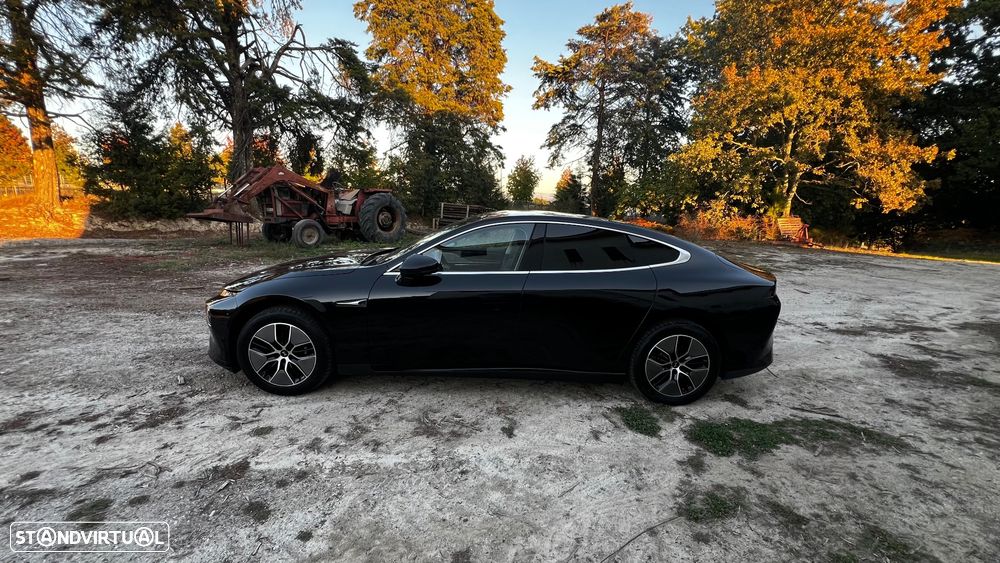 Xpeng P7i 86.2 kWh Long Range + Premium Cockpit - 9