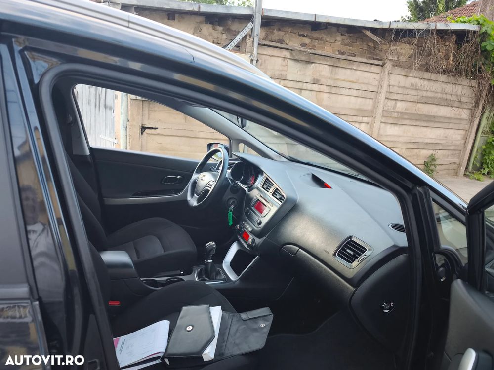 Kia Ceed - 9