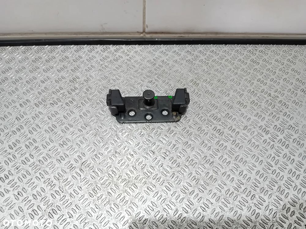 ZACZEP ZAMKA TYLNEJ KLAPY BMW E90 R2008 SEDAN NR 7078167 - 1