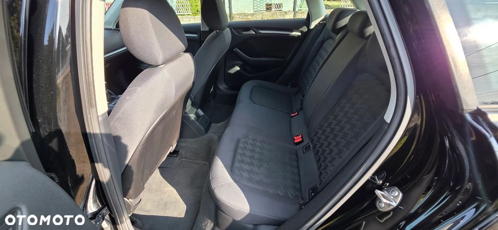 Audi A3 Sportback 1.4 TFSI S line Sportpaket - 9