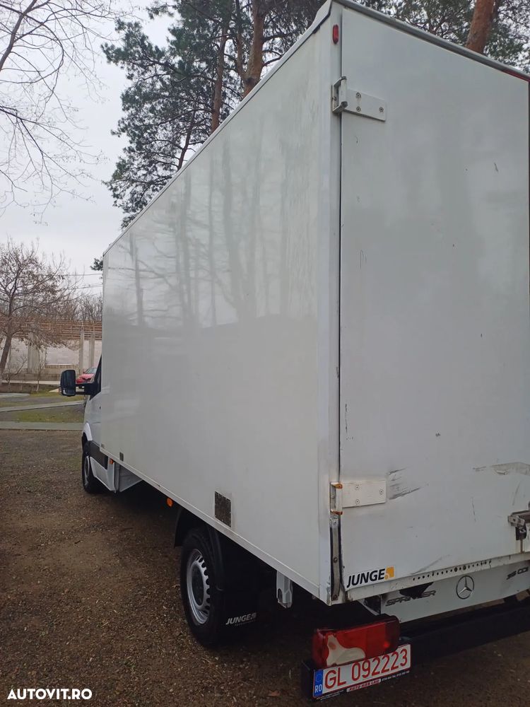 Mercedes-Benz SPRINTER - 13