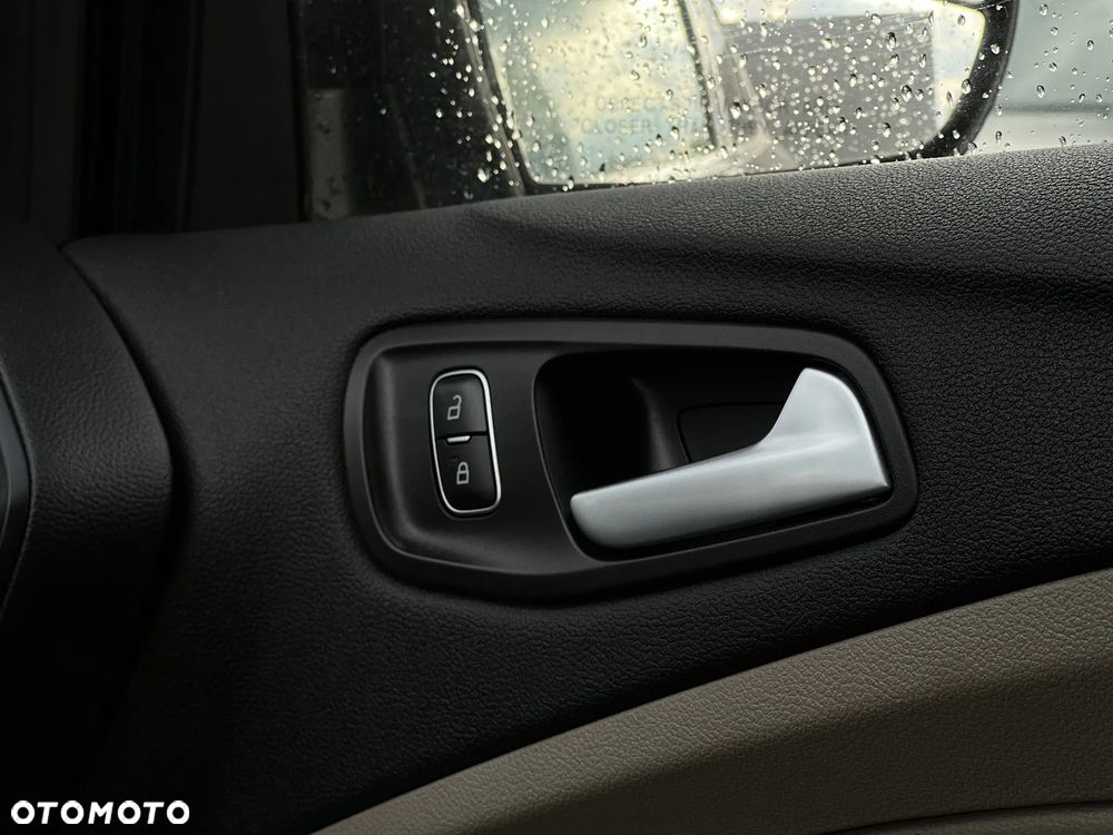 Ford Escape - 27