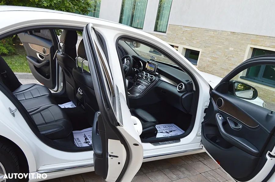 Mercedes-Benz C 220 (BlueTEC) d 7G-TRONIC Avantgarde - 22