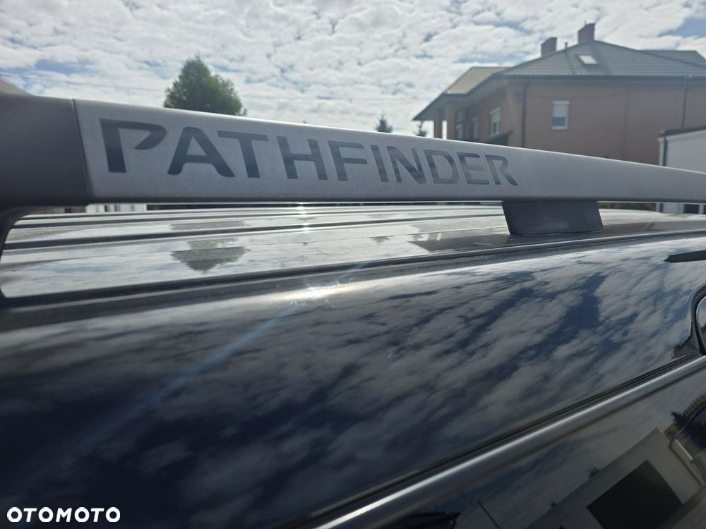 Nissan Pathfinder - 15