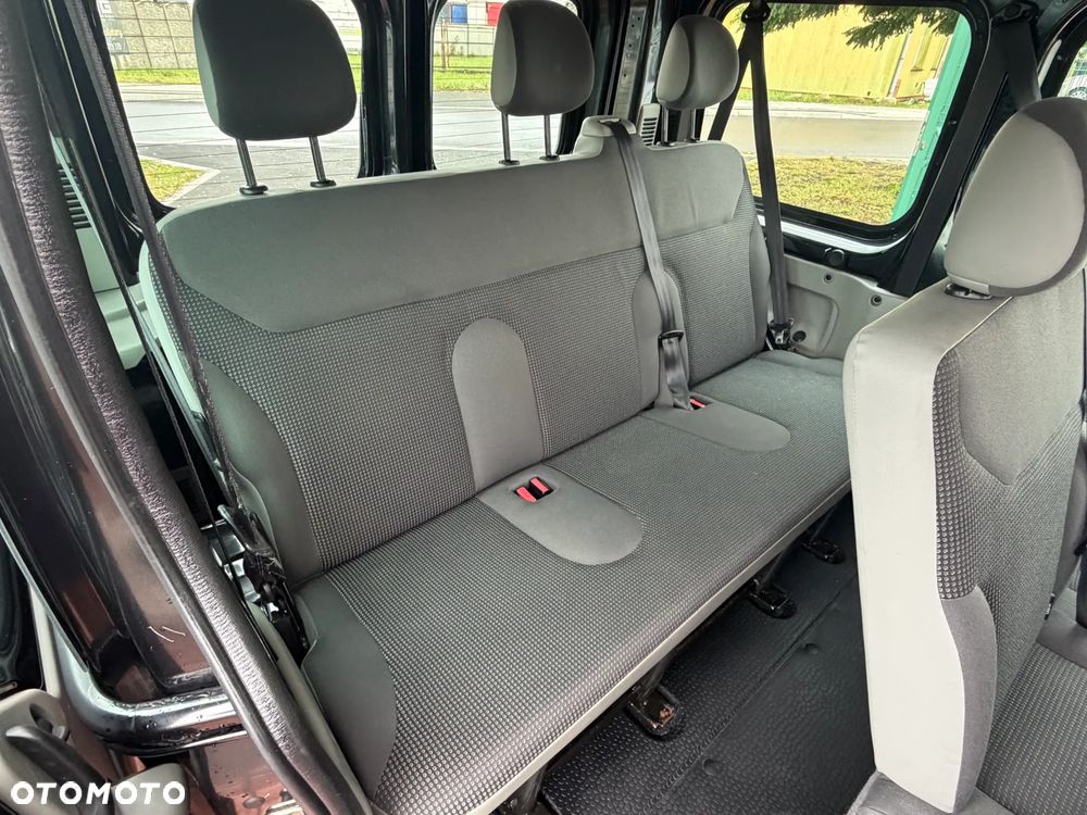 Opel Vivaro - 15