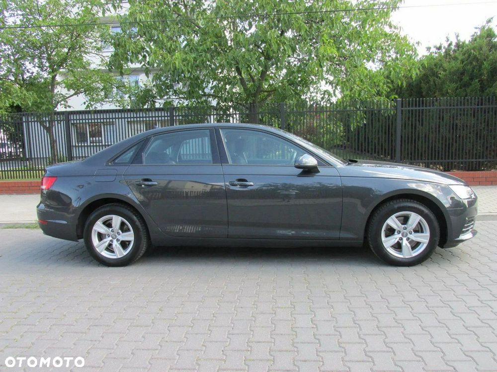 Audi A4 Limousine 1.4 TFSI Design - 5