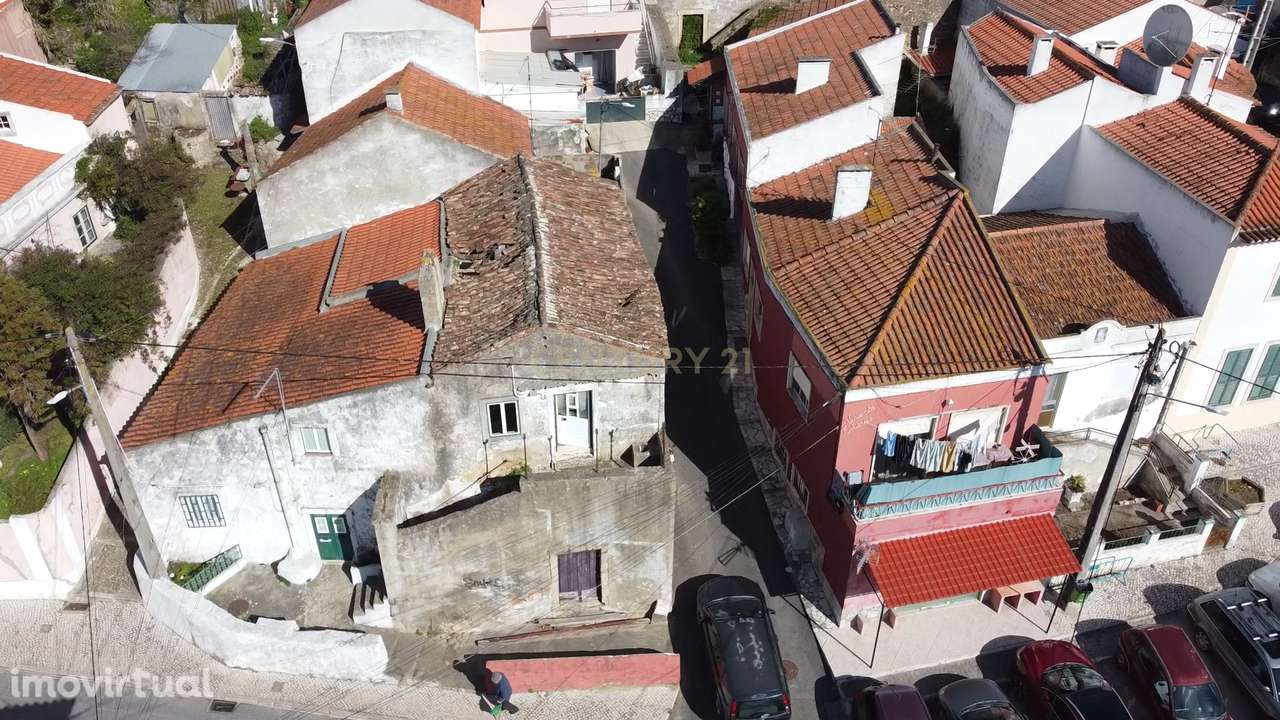 Moradia 2 Pisos | Remodelação Total - Grande imagem: 3/9