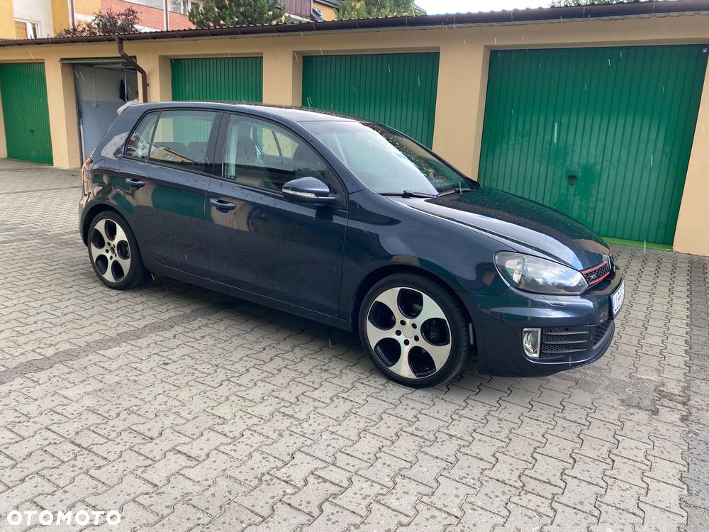 Volkswagen Golf 1.6 Comfortline - 2