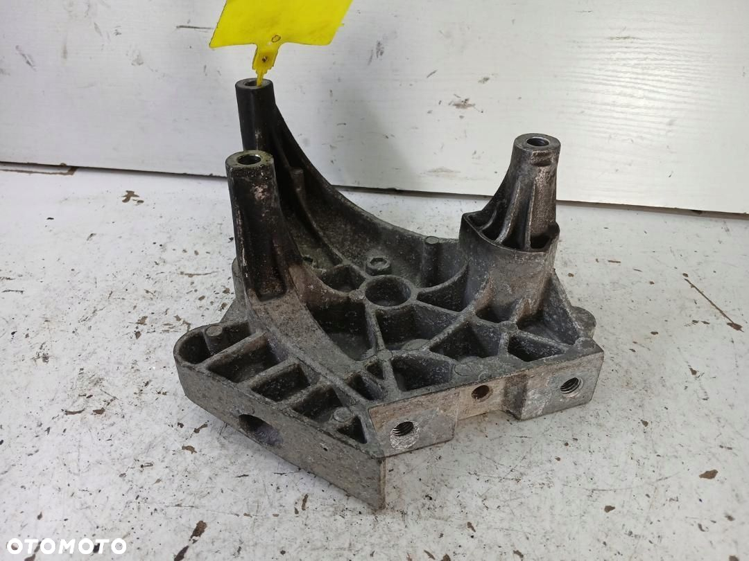 ŁAPA SILNIKA MOCOWANIE WSPORNIK AUDI A3 8P GOLF V 1.6 KOD BSE 06F199207D - 3