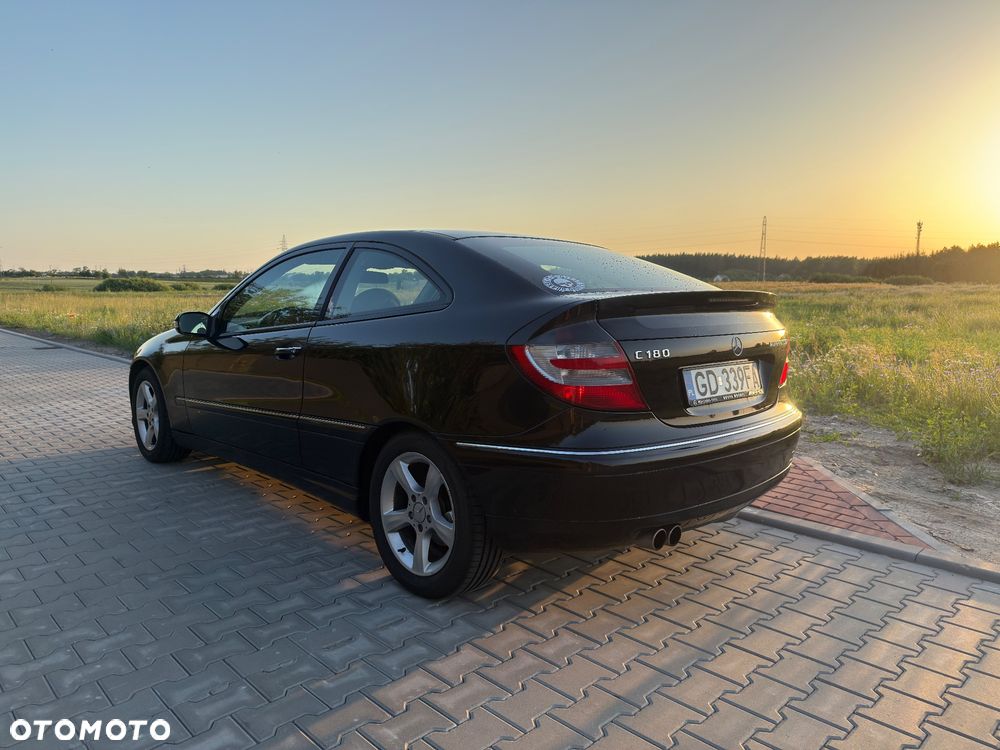 Mercedes-Benz Klasa C 180 Kompressor - 12