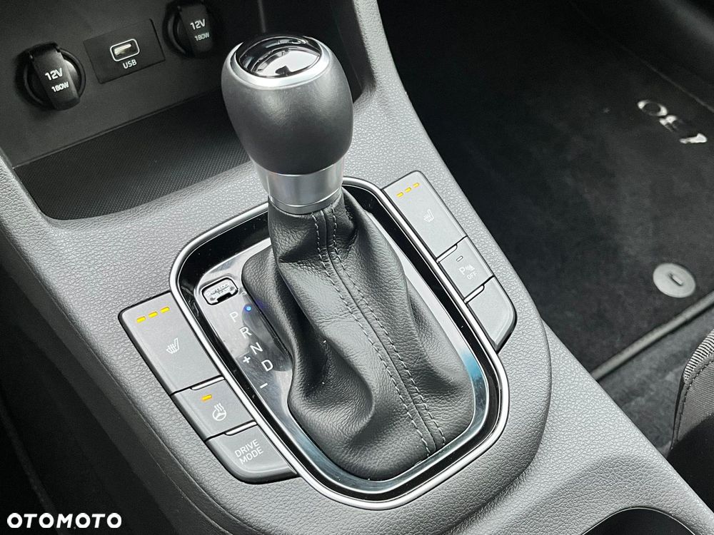 Hyundai i30 1.5 T-GDI 48V Smart DCT - 24