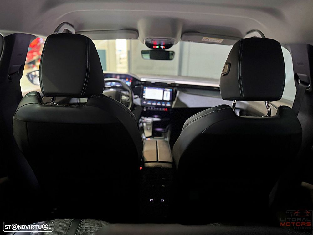 Peugeot 308 SW 1.2 PureTech Allure Pack EAT8 - 37