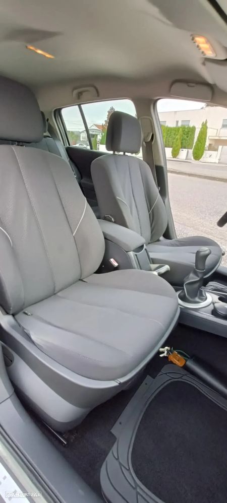 Renault Mégane 1.5 dCi Confort - 10