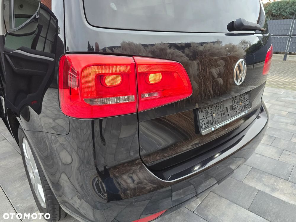 Volkswagen Touran - 35