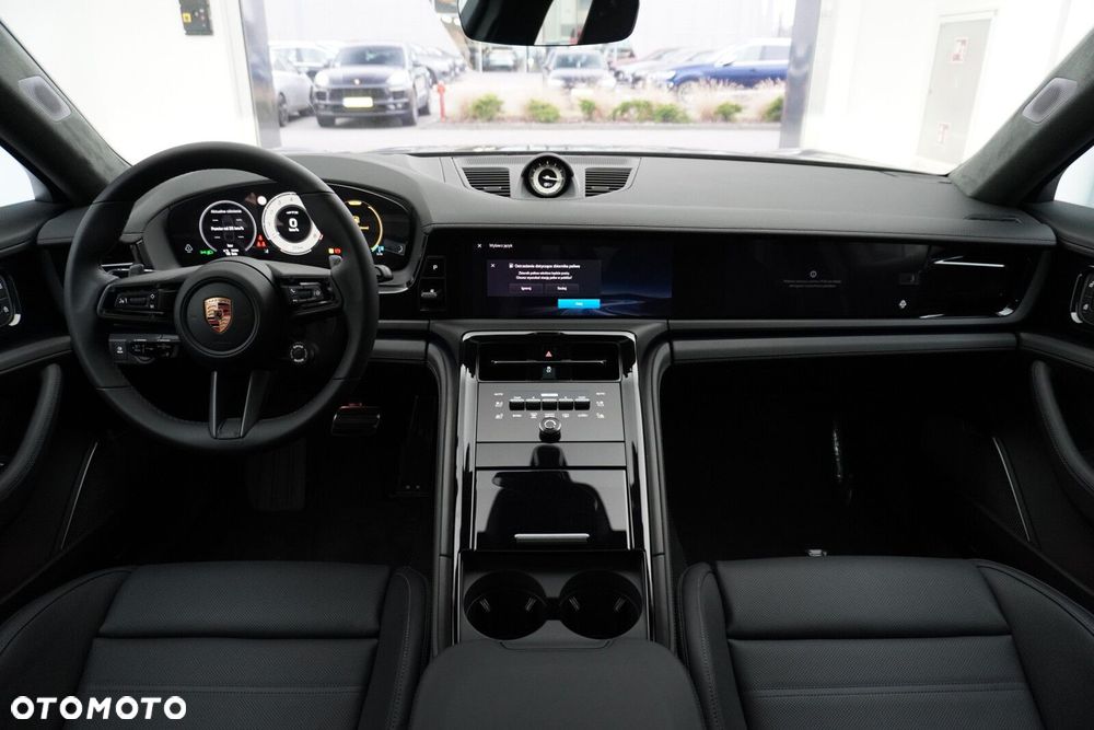 Porsche Panamera GTS - 35