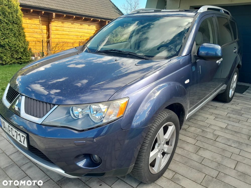 Mitsubishi Outlander 2.0 DI-D 4WD Instyle - 1