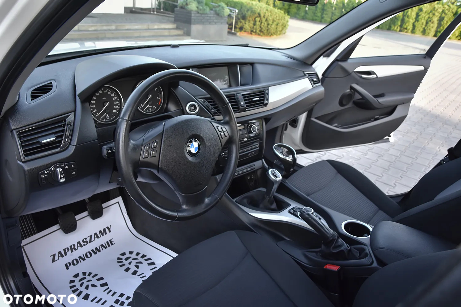BMW X1 xDrive18d - 28