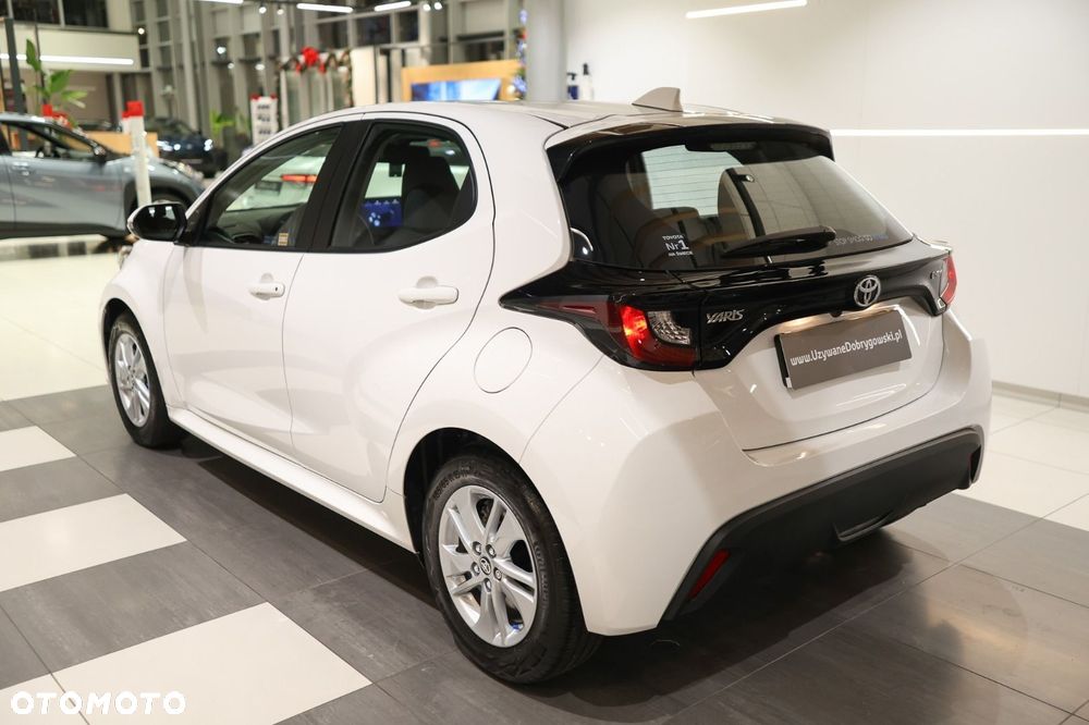 Toyota Yaris - 5