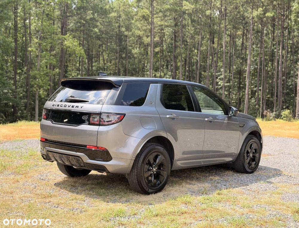 Land Rover Discovery Sport - 8