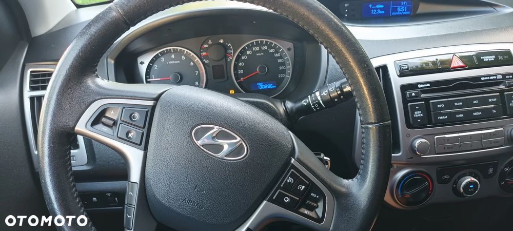 Hyundai i20 1.2 Intro Edition - 14