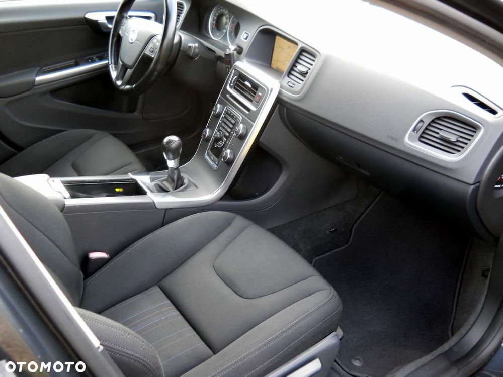 Volvo S60 DRIVe - 8
