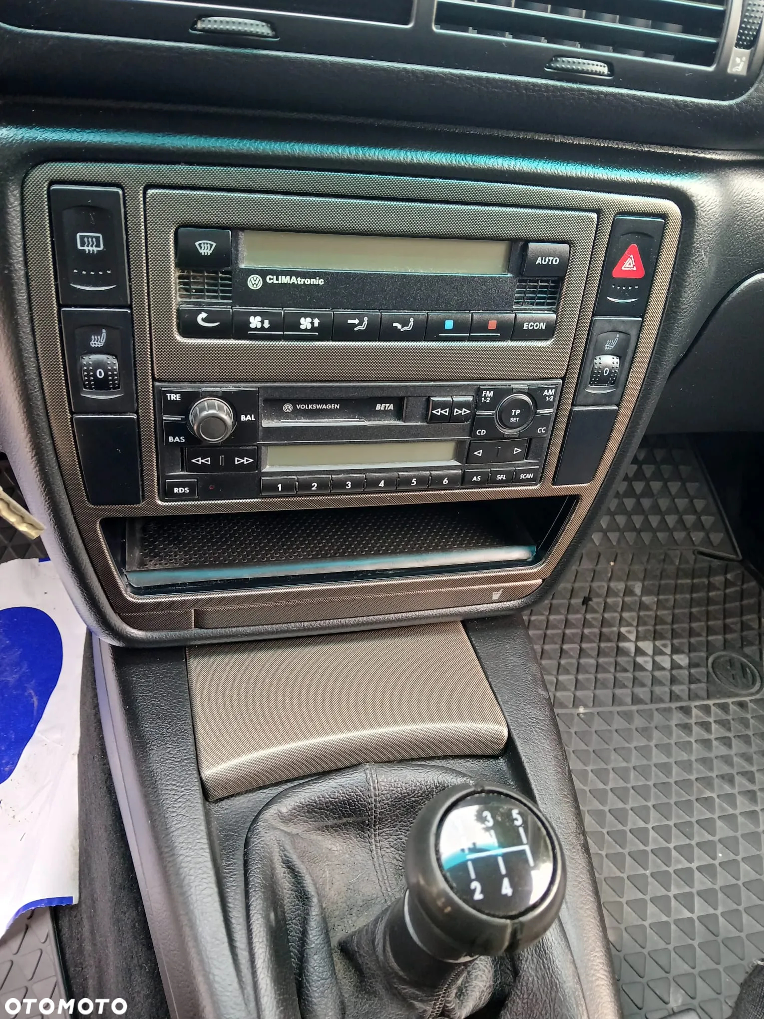 Volkswagen Passat 1.6 Trendline - 13