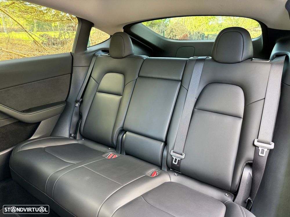 Tesla Model Y Long Range Tração Integral - 30