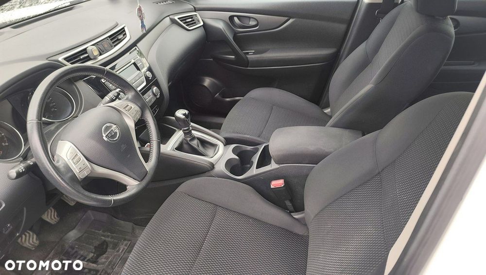 Nissan Qashqai 1.2 DIG-T N-Vision - 9