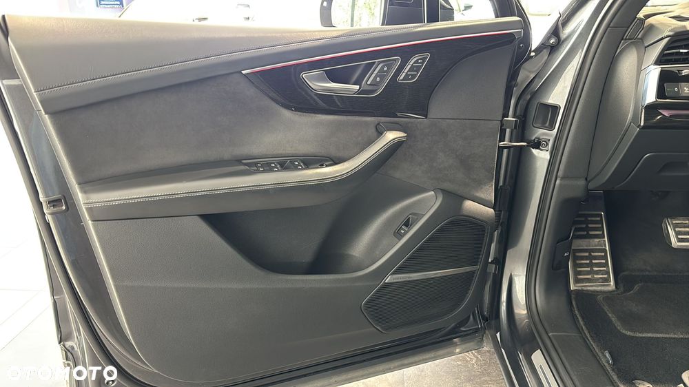 Audi Q7 50 TDI mHEV Quattro S Line Tiptr - 11