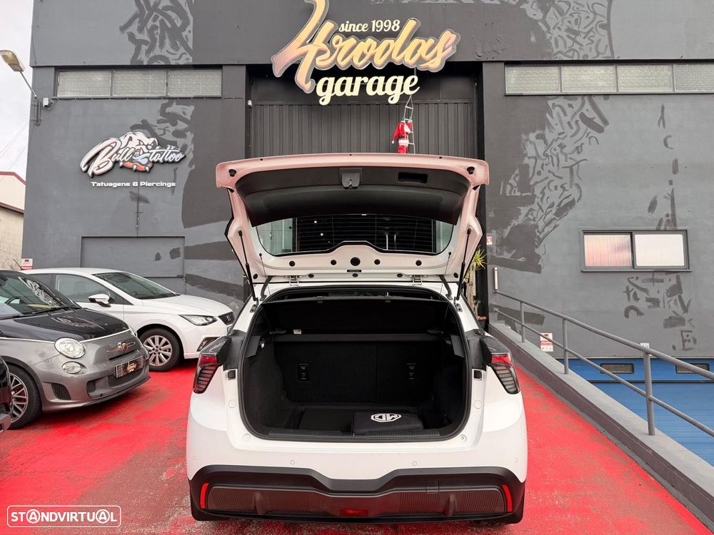 MG MG4 51 kWh Standard - 14