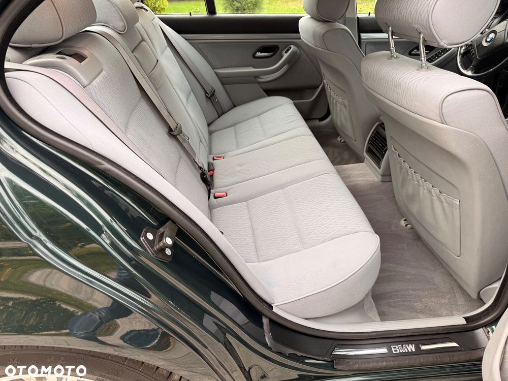 BMW Seria 5 - 25
