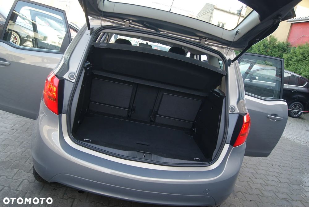 Opel Meriva 1.4 Essentia - 11