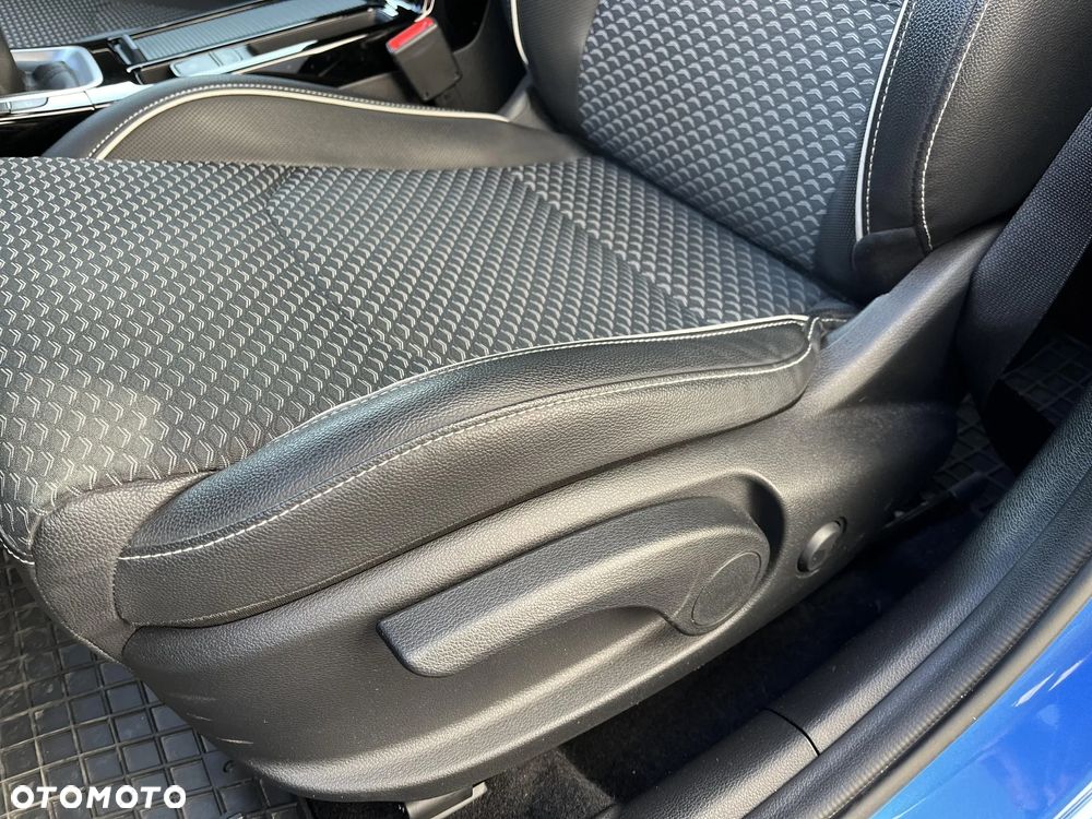 Kia Ceed 1.5 T-GDI L - 12