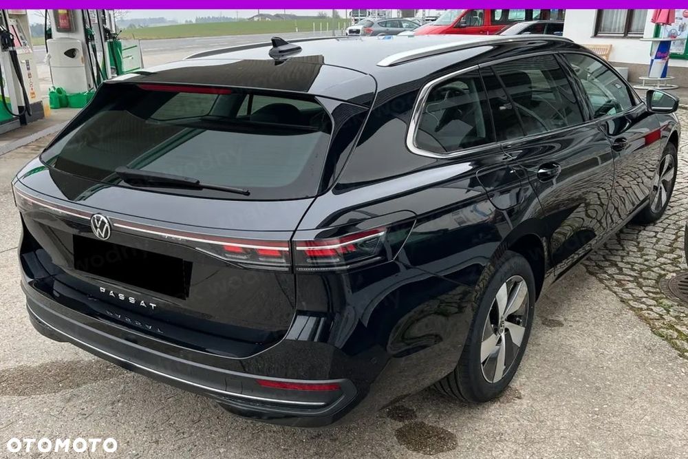 Volkswagen Passat - 2