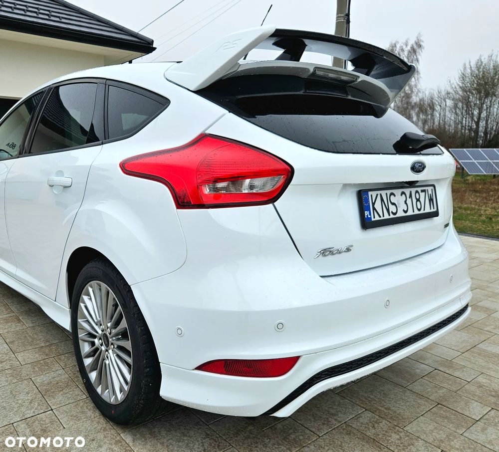 Ford Focus 1.5 EcoBoost STart-Stopp-System ST-LINE - 17