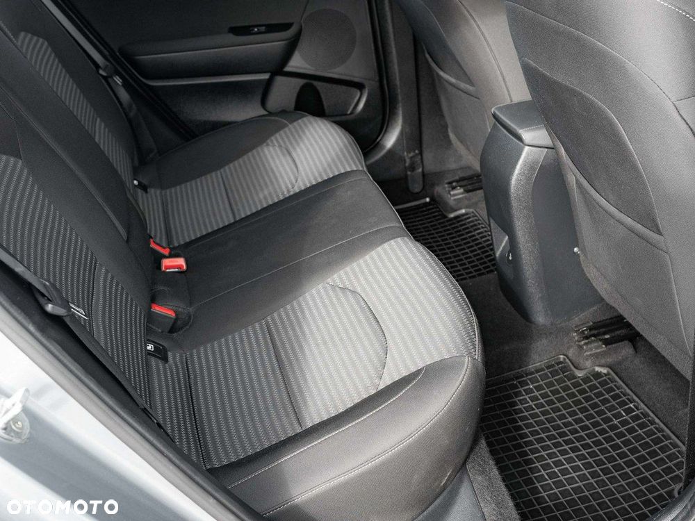 Kia Ceed 1.5 T-GDI M DCT - 26