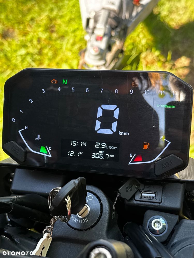 VOGE R125 - 10