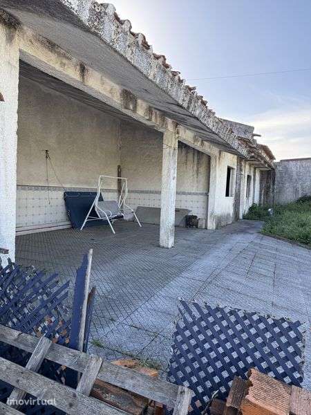 Moradia com armazem - Grande imagem: 5/8